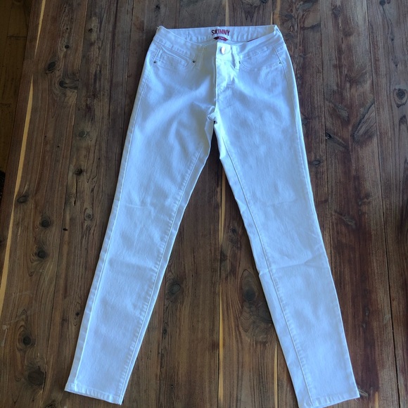 ymi white jeans